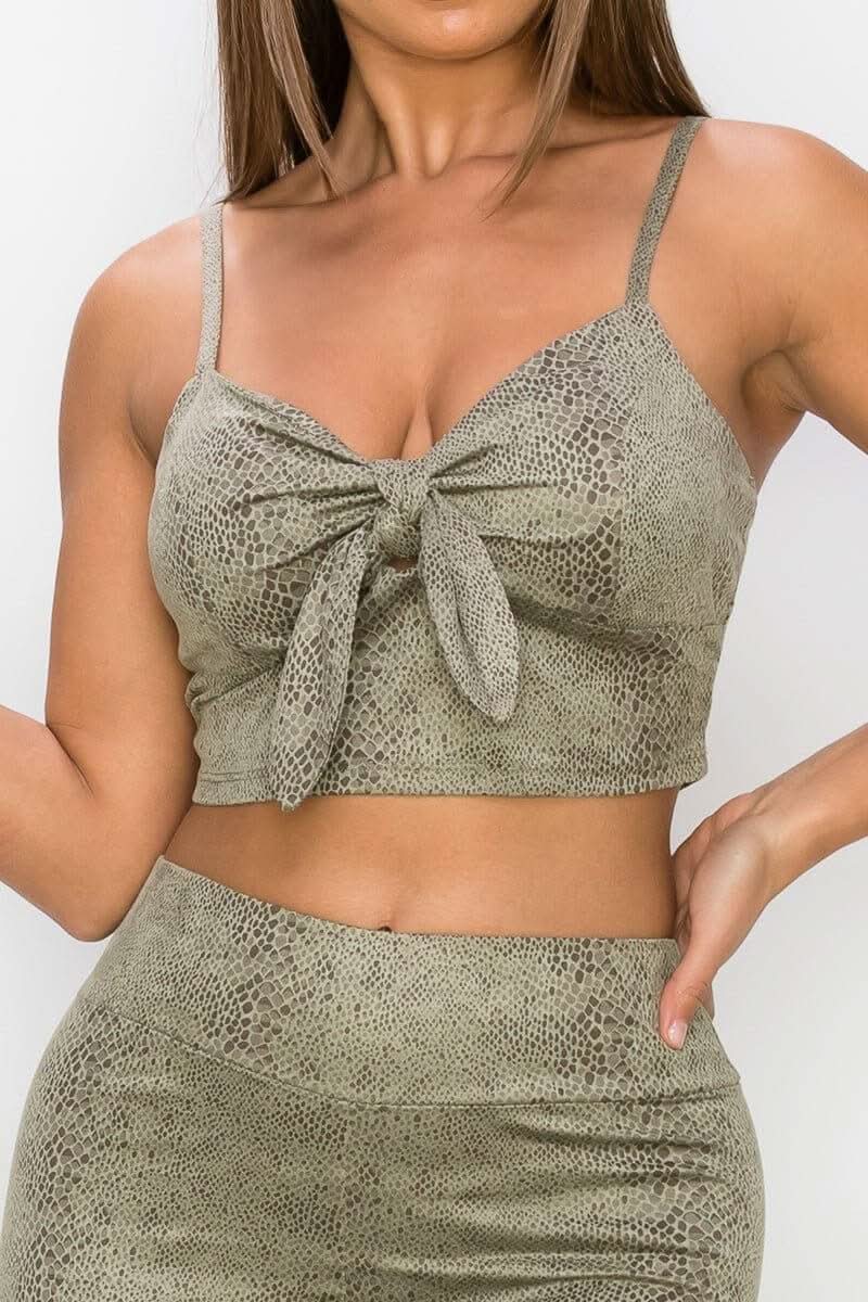 Embossed Snake Print Top And Leggings Set - Fit Me For 20