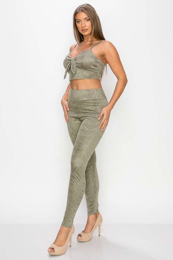 Embossed Snake Print Top And Leggings Set - Fit Me For 20