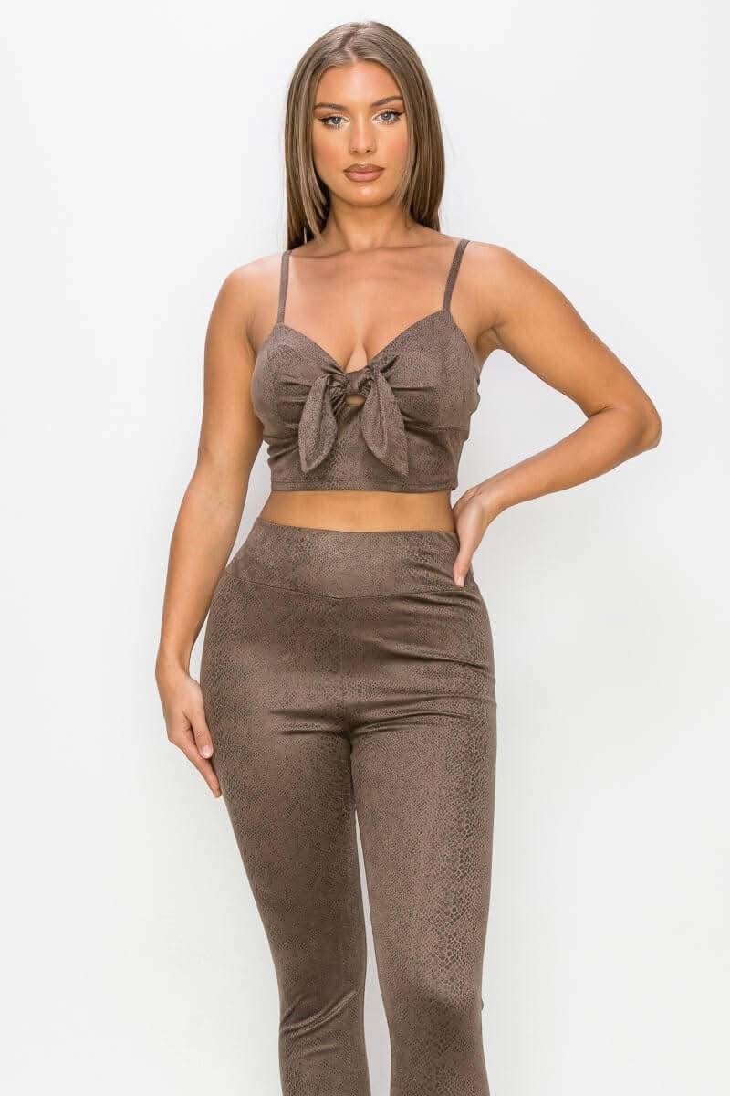 Embossed Snake Print Top And Leggings Set - Fit Me For 20