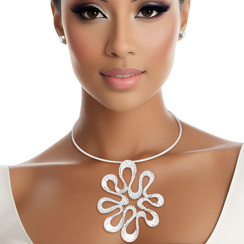 Choker Silver Stone Swirled Pendant Set for Women - Fit Me For 20