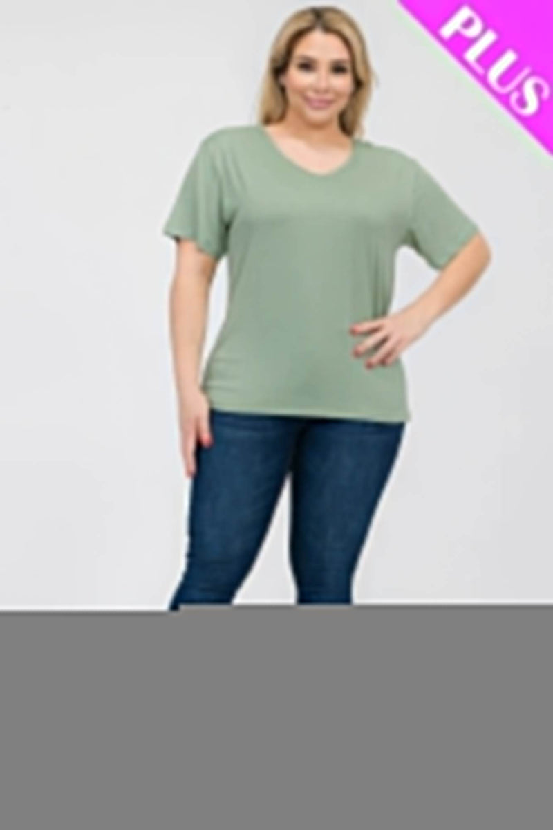 Plus Size Basic Short Sleeve T-shirt - Fit Me For 20