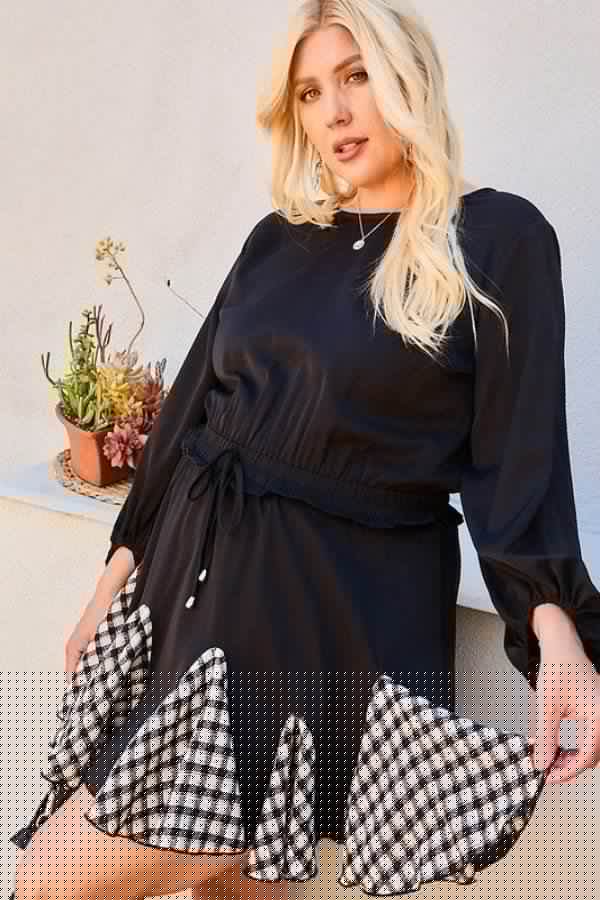 Round Neck 3/4 Bubble Sleeve Gingham Ruffle Romper - Fit Me For 20