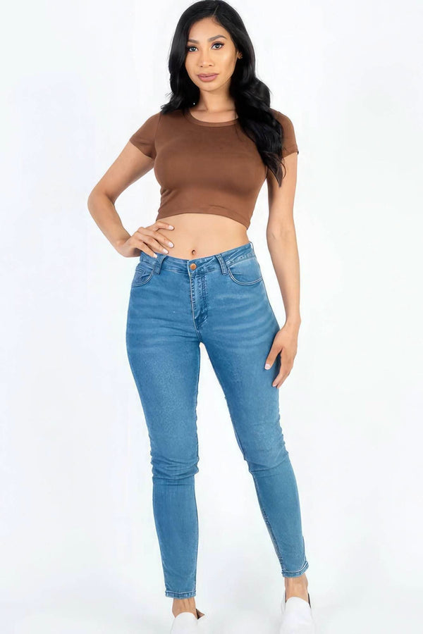 Short Sleeve Roundneck Crop Top - Fit Me For 20