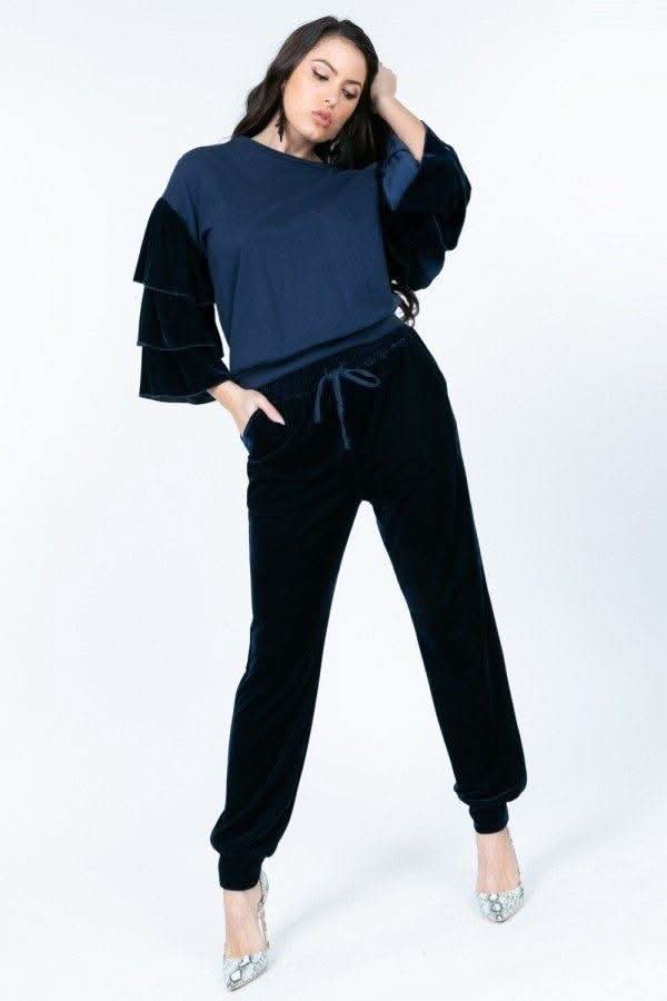 Tiered Velvet Ruffle Sleeve Pullover Crewneck Top - Fit Me For 20