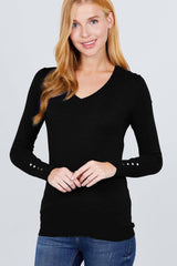 V-neck Sweater W/rivet Button - Fit Me For 20