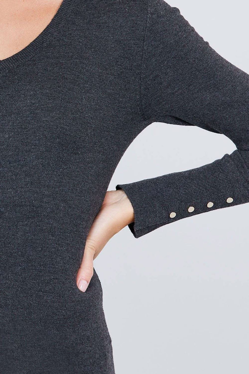 V-neck Sweater W/rivet Button - Fit Me For 20